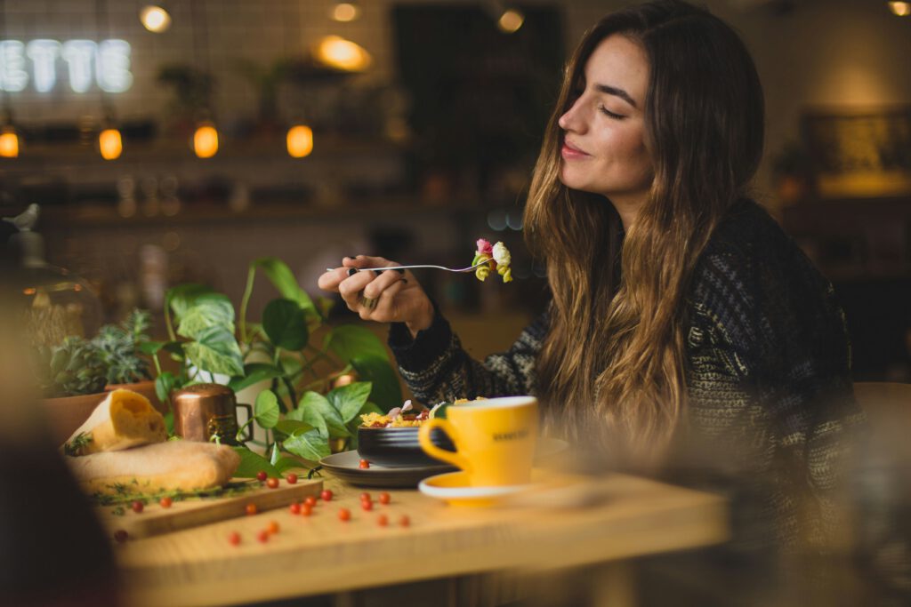 Eat Happy: Discover the Joy of Intuitive Eating