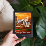 caught up liz tomforde book review the windy city book series