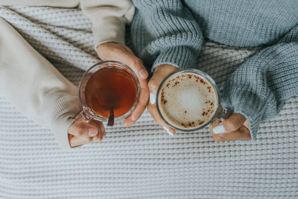 Creating the Perfect Fall Self-Care Routine: Cozy Vibes, Warm Drinks, and Total Relaxation