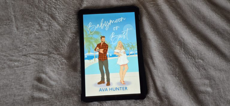 Babymoon or Bust – Ava Hunter | Book Review