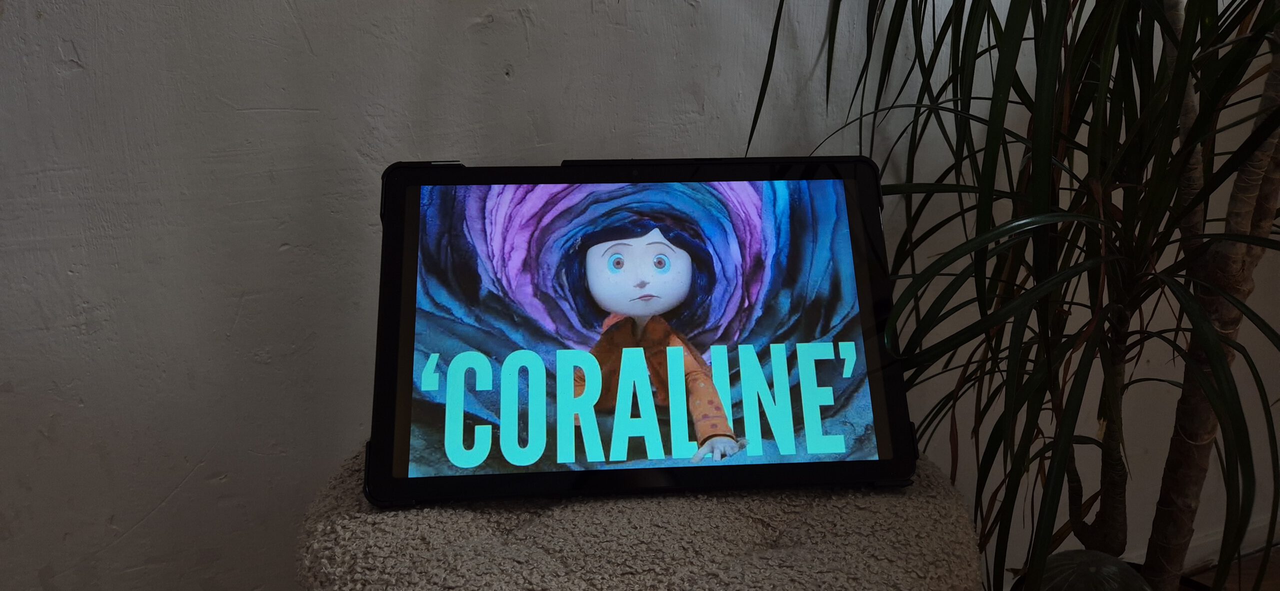 12 Non-Scary Movies to Watch This Halloween 🎃