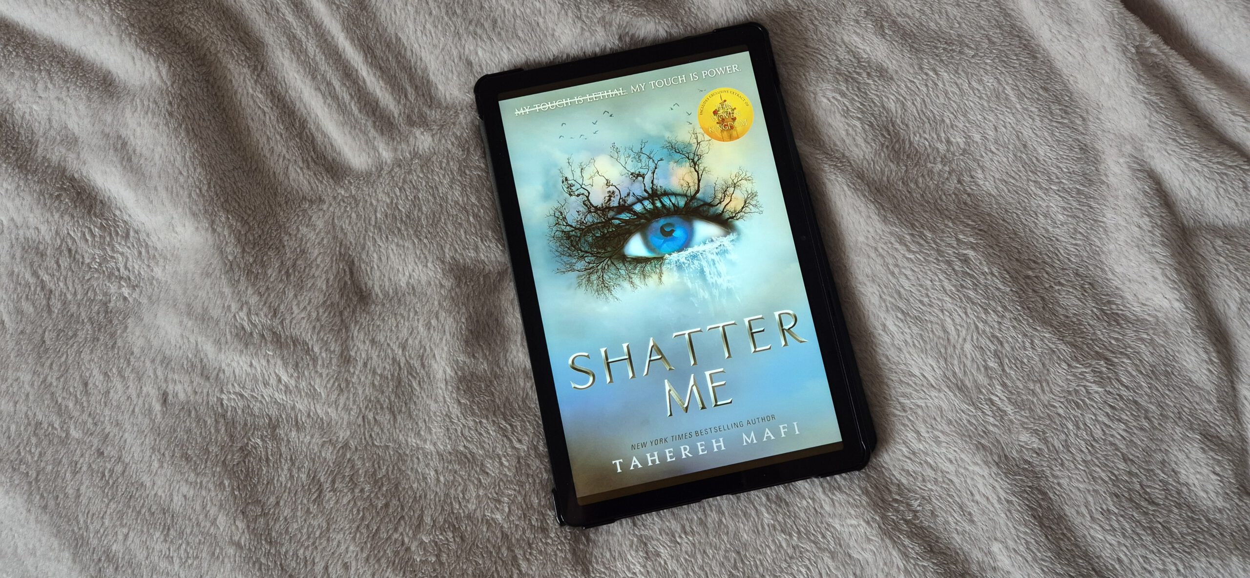 shatter me tahereh mafi book review